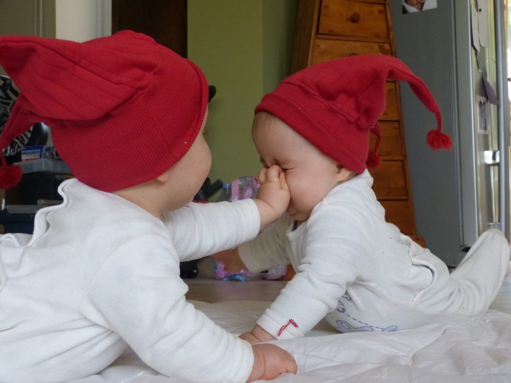 Courage avec des bébés jumeaux